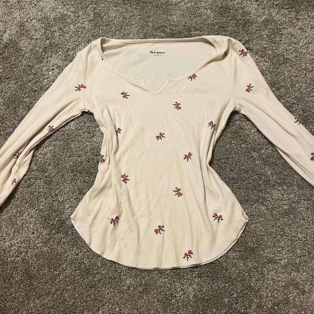 Old Navy Women's Cream and White Shirtv